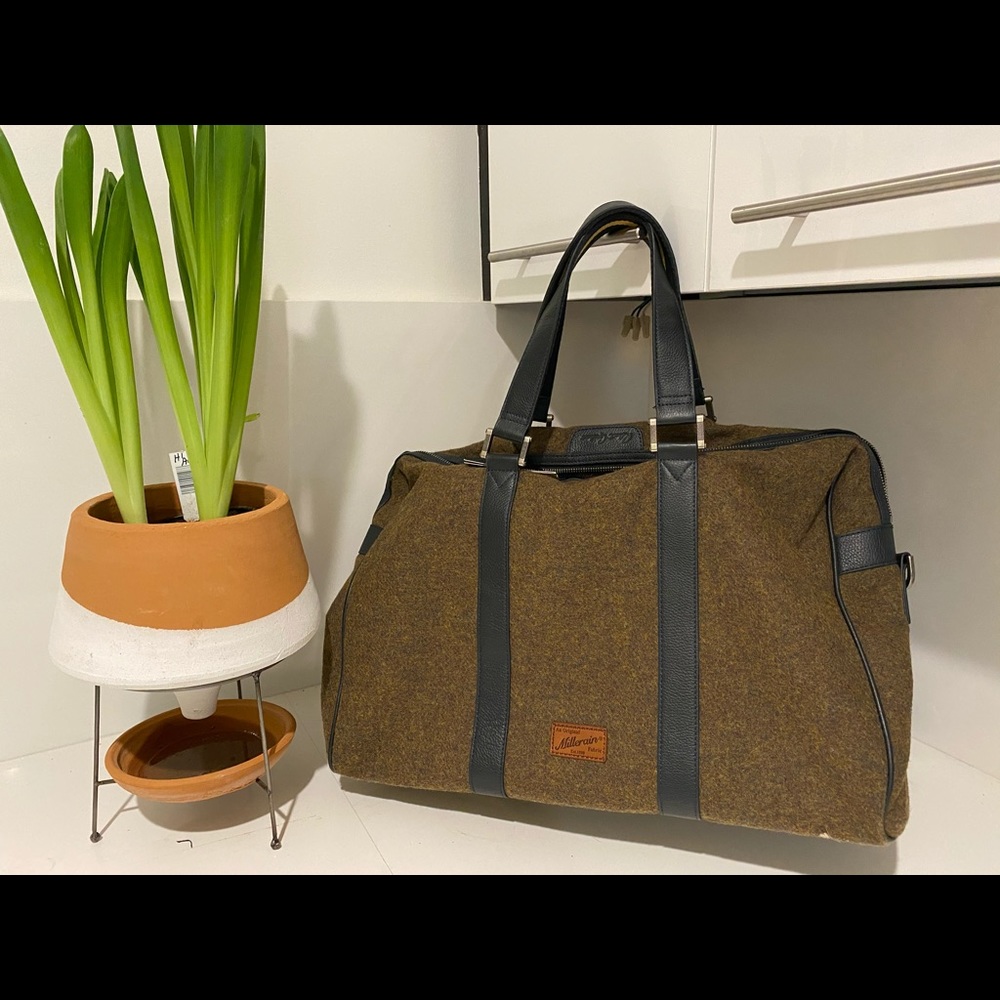 Robert Graham Washburn bag with Millerain wool used once